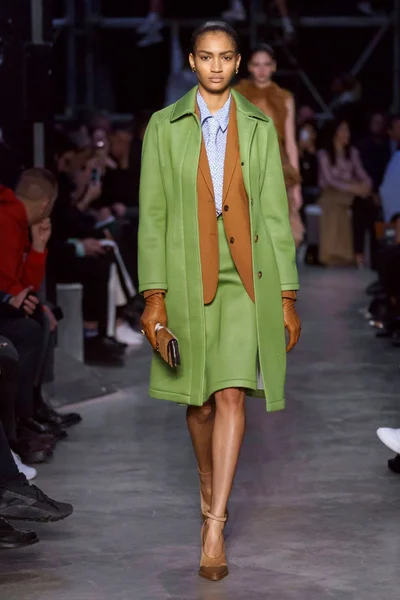 Look 79